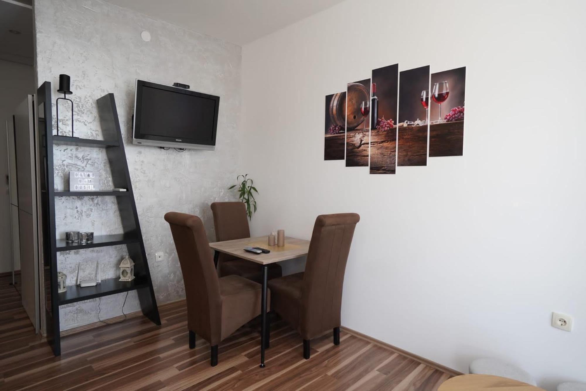 Todor Apartmani Kladovo Extérieur photo